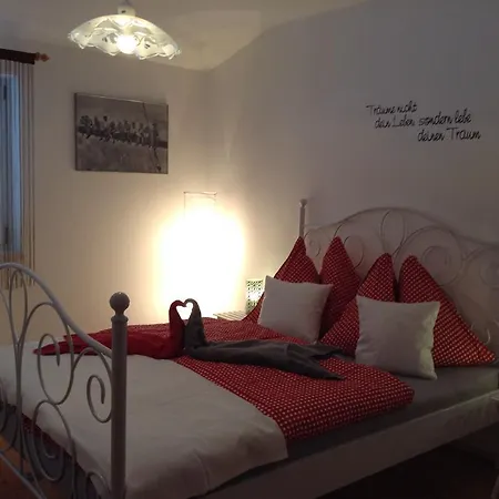 Sonjas Ferienwohnung Appartement *